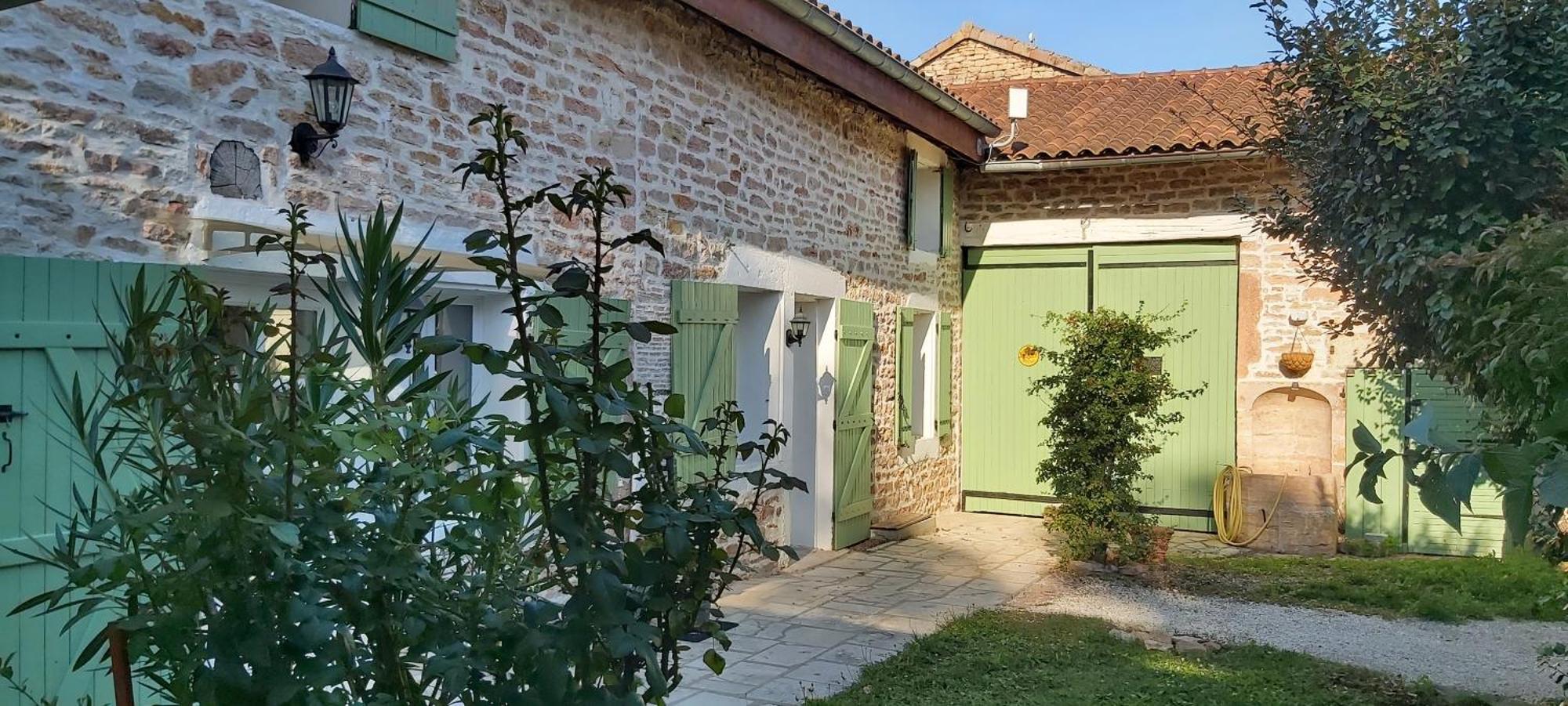 Le Gite Et Puits C'Est Tout Prety Exterior photo